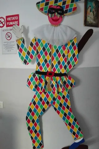 received_1745150579094966_2