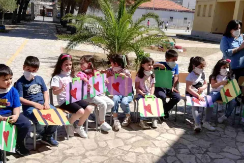 6c39d9d5-f652-4a42-8bed-4194c25b3571