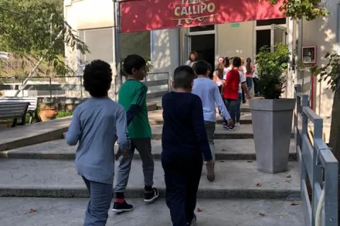 dc54e9ce-2f62-40a7-88dd-6827a59fe3a3