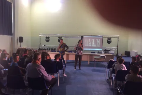 f0743d60-c8d8-4ede-8422-852181b7c0a4