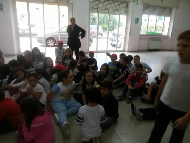Interclasse "attiva": ConosciAMOci...DivertiAMOci...SorridiAMOci ..