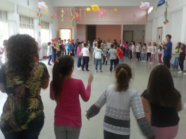 Interclasse "attiva": ConosciAMOci...DivertiAMOci...SorridiAMOci ..