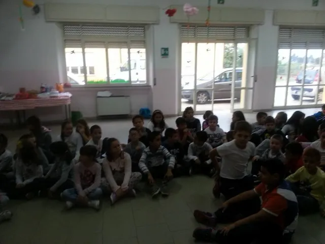 Interclasse "attiva": ConosciAMOci...DivertiAMOci...SorridiAMOci ..