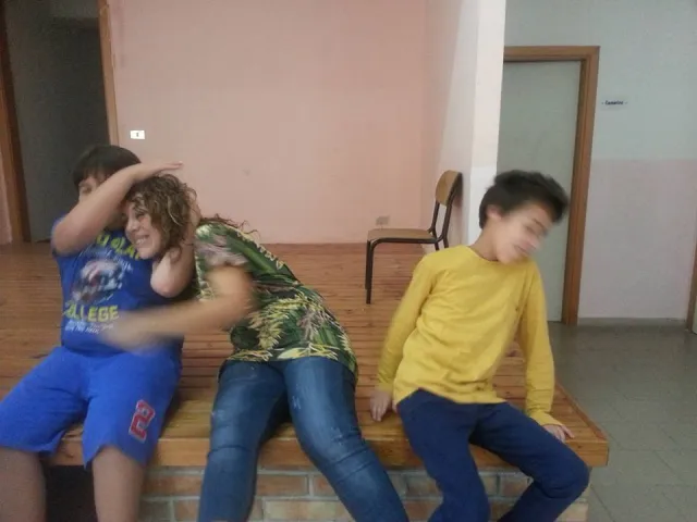 Interclasse "attiva": ConosciAMOci...DivertiAMOci...SorridiAMOci ..