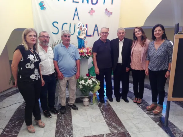 Visita missionaria nelle scuole della città