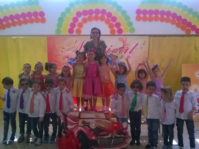 English songs: Plesso "Figliuzzi" di San Ferdinando, dopo il musical "Grease"