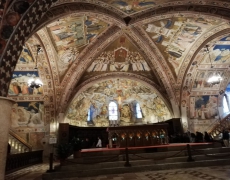 Assisi - interno della Basilica